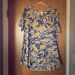 Lularoe Disney princess perfect tee